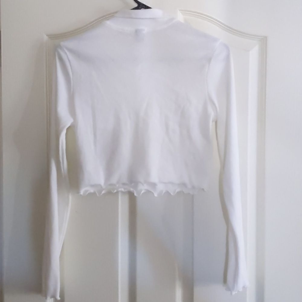 Shein white collared long sleeve crop top - Picture 3 of 3